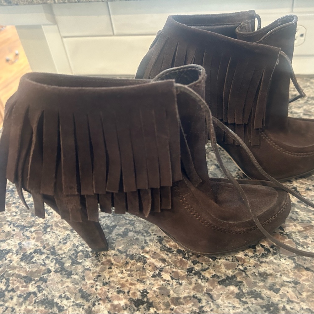 Authentic Gucci suede booties